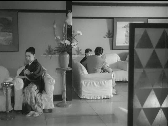 woman in the rumor 3.jpg